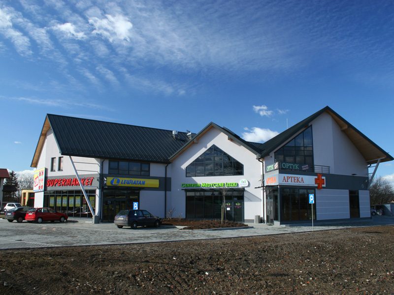 Centrum Handlowo-Usługowe, Liszki